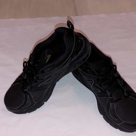 Women's New Balance Shoes - Picture 2 of 3